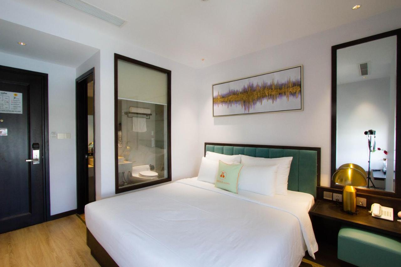 Cordial Grand Hotel Da Nang Beach - Infinity Rooftop Pool Luaran gambar