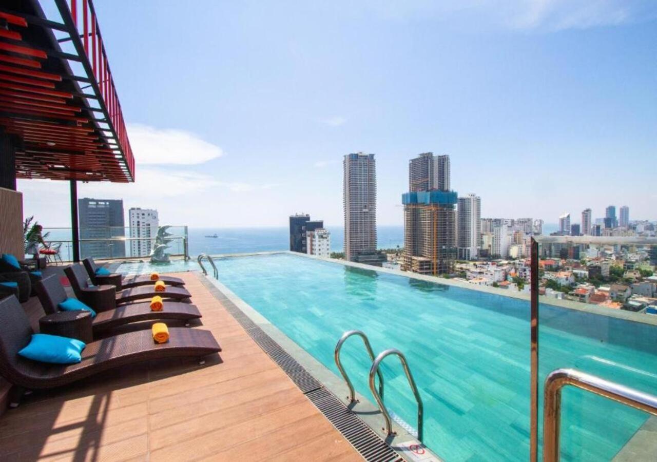 Cordial Grand Hotel Da Nang Beach - Infinity Rooftop Pool Luaran gambar